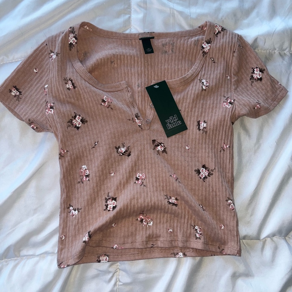 pink eyelet crop top w/ floral pattern